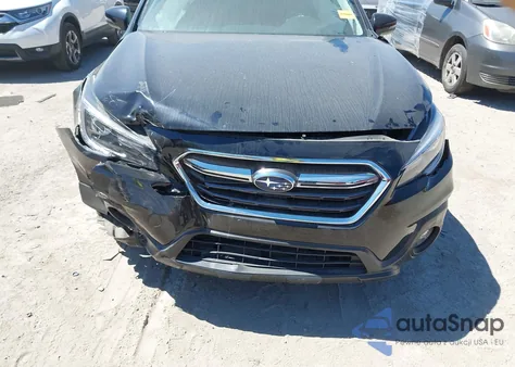 2018 Subaru Outback 3.6R Touring z USA, uszkodzony, nr VIN 4S4BSETC9J3221582